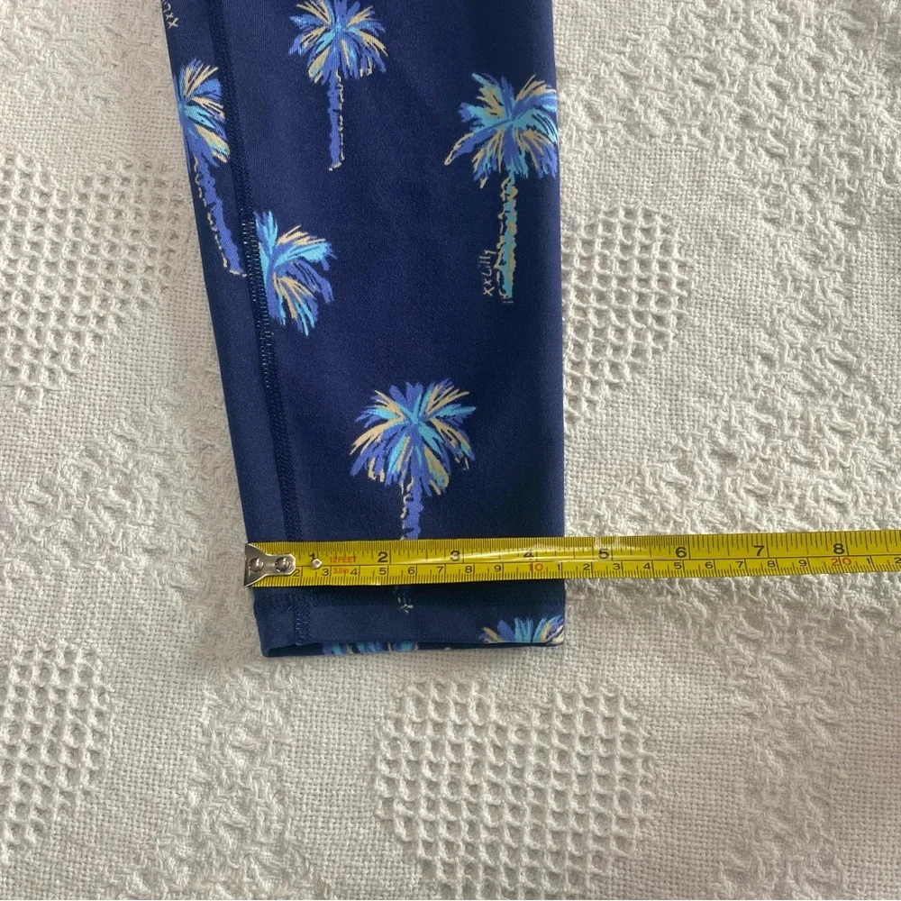 Lilly Pulitzer “It’s Always Sunny Somewhere” Workout Leggings (M)